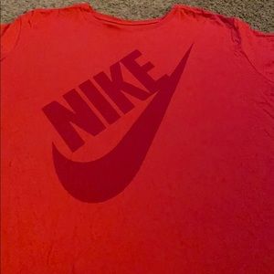 Nike T-shirt